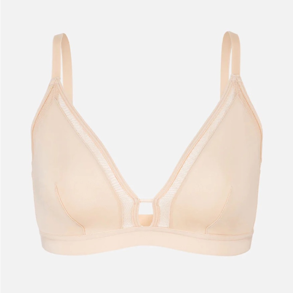 NWT Busty Bra in Toasted Almond